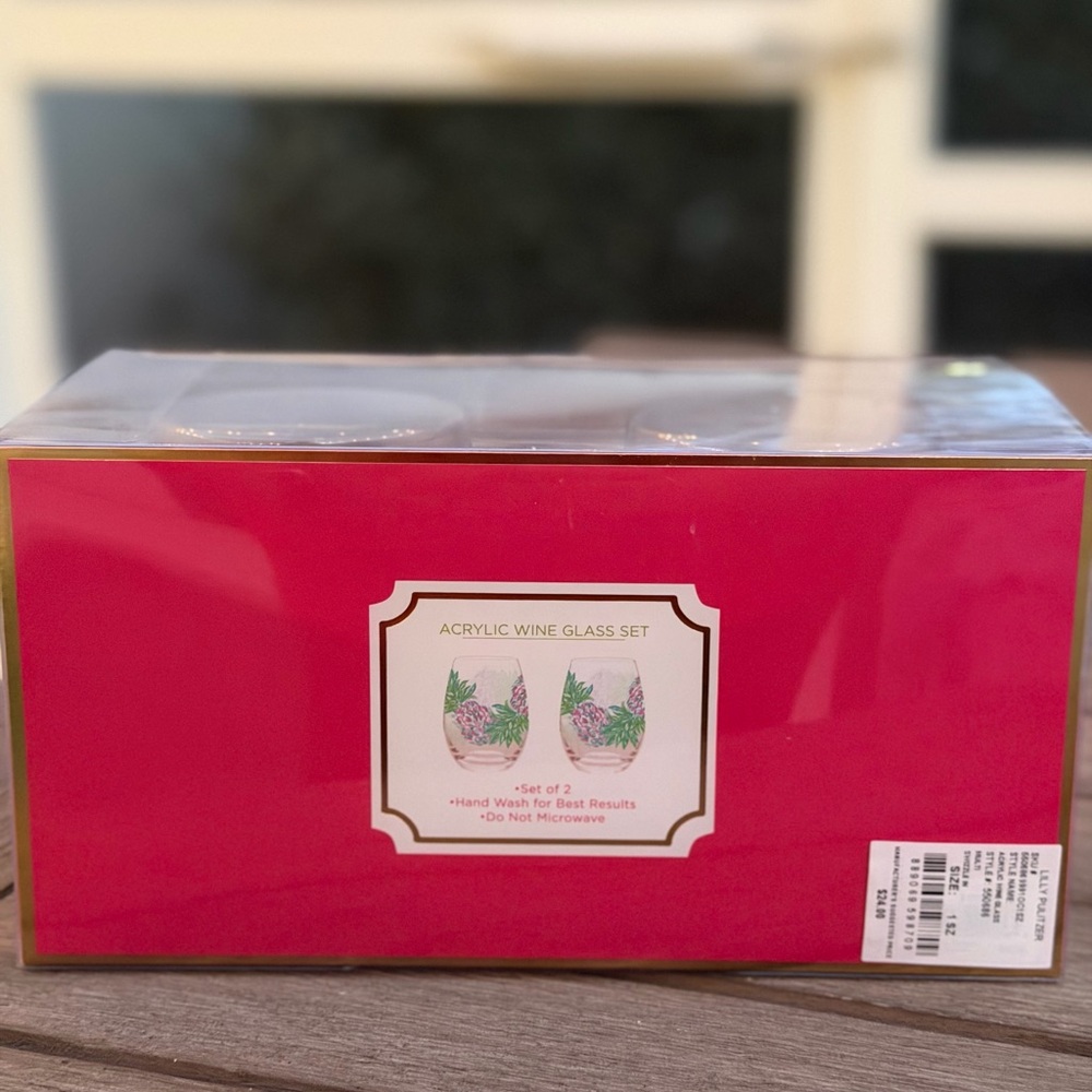 Lilly Pulitzer Pink and Green Acrylic Wine Glasses - Picture 5 of 8